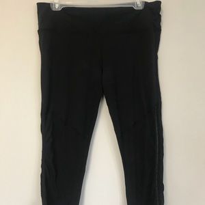 Cropped lululemon training leggings!